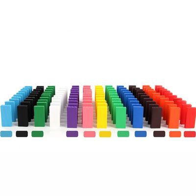 Rainbow Coloured Domino do przewrócenia profesora Puzzle Domino Rally