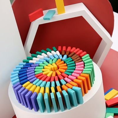 Rainbow Coloured Domino do przewrócenia profesora Puzzle Domino Rally