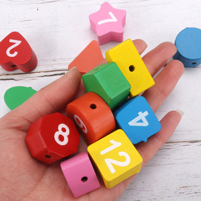 Kolorowe drewniane cyfrowy zegar z koralikami Montessori zwierząt koraliki edukacyjne puzzle gadżety pasujące zabawki zegar Kid